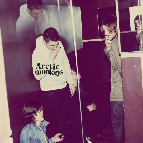 Carátula de Humbug de Arctic Monkeys